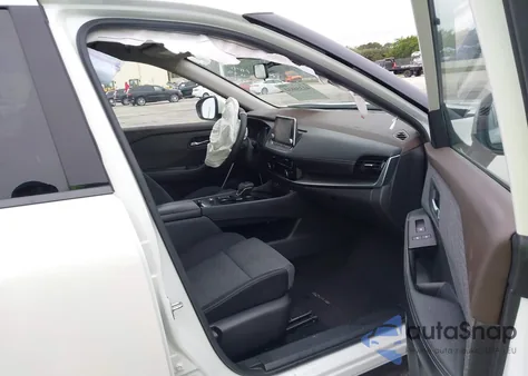 2021 Nissan Rogue Sv Fwd z USA, uszkodzony, nr VIN JN8AT3BA8MW006834